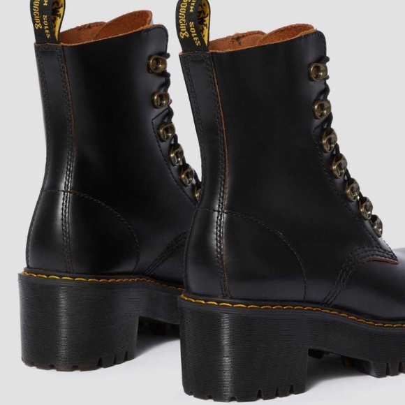 New Dr Martens Leona vintage smooth leather boots - Picture 10 of 14